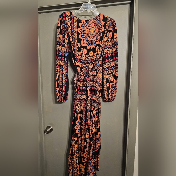 NWOT Southwestern Boho Floral Wrap Dress - Picture 7 of 8